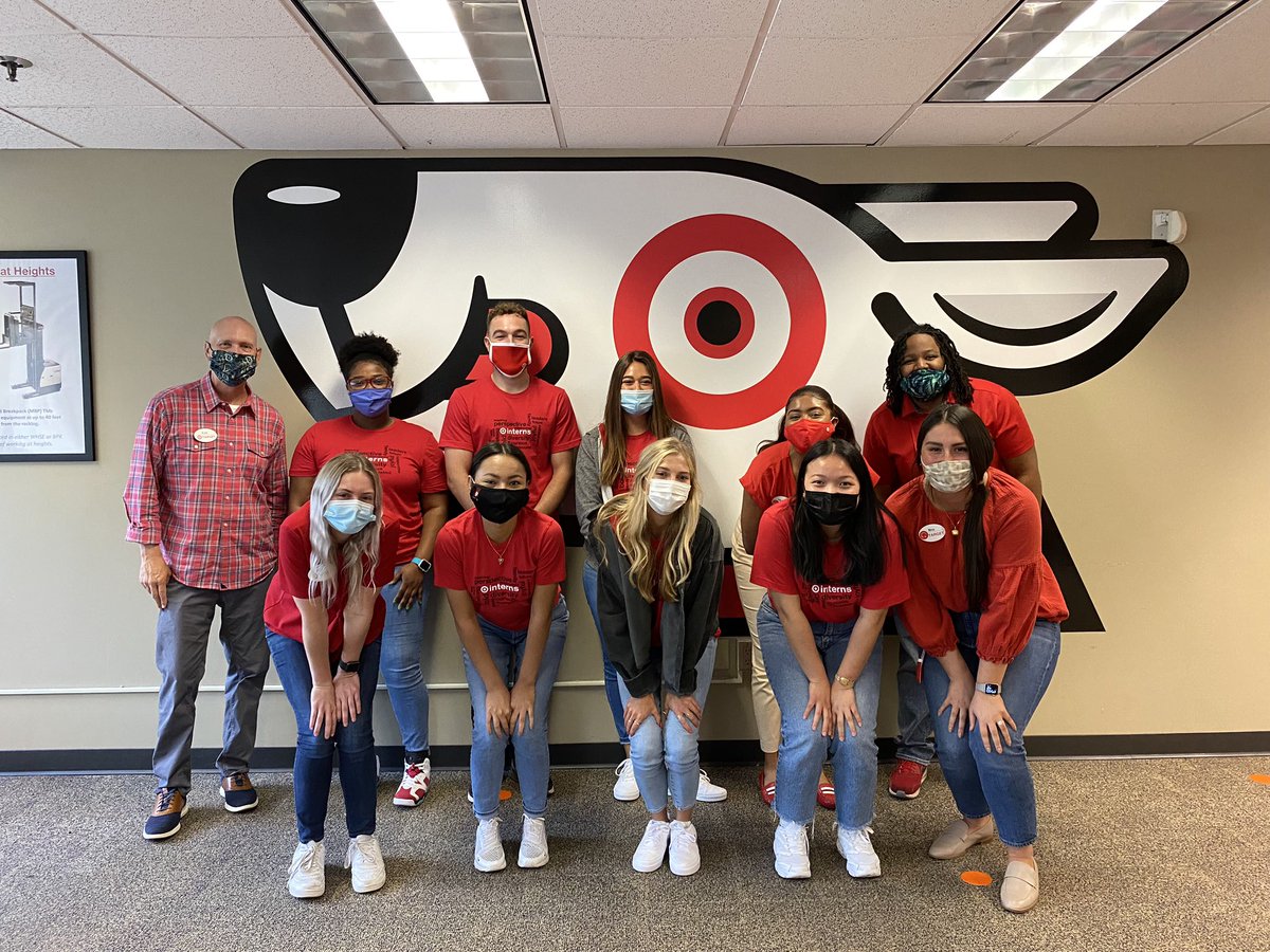 I absolutely LOVED being on the leader panel for today’s intern kickoff for 2021 ! It’s opportunities like these that bring everything full circle. This group is full of inspiring, fearless leaders. Here’s to a great summer of learning and development 🎯💃🏻#worksomewhereyoulove