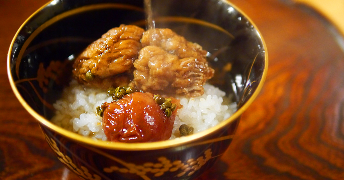 تويتر 麩嘉 على تويتر 錦市場のほど近くにある名店 なる屋 の 鱧梅茶漬け を販売します くっつり炊き上げた淡路産の鱧に上品な和歌山の梅干し 奈良の実山椒がアクセントとなり お茶漬けはもちろん そのまま白いご飯と一緒に食べても美味しくお召し上がり頂け تويتر 麩嘉 على تويتر 錦市場のほど近くにある名店 なる屋 の 鱧梅茶漬け を販売します くっつり炊き上げた淡路産の鱧に上品な和歌山の梅干し 奈良の実山椒がアクセントとなり お茶漬けはもちろん そのまま白いご飯と一緒に食べても美味しくお召し上がり頂け