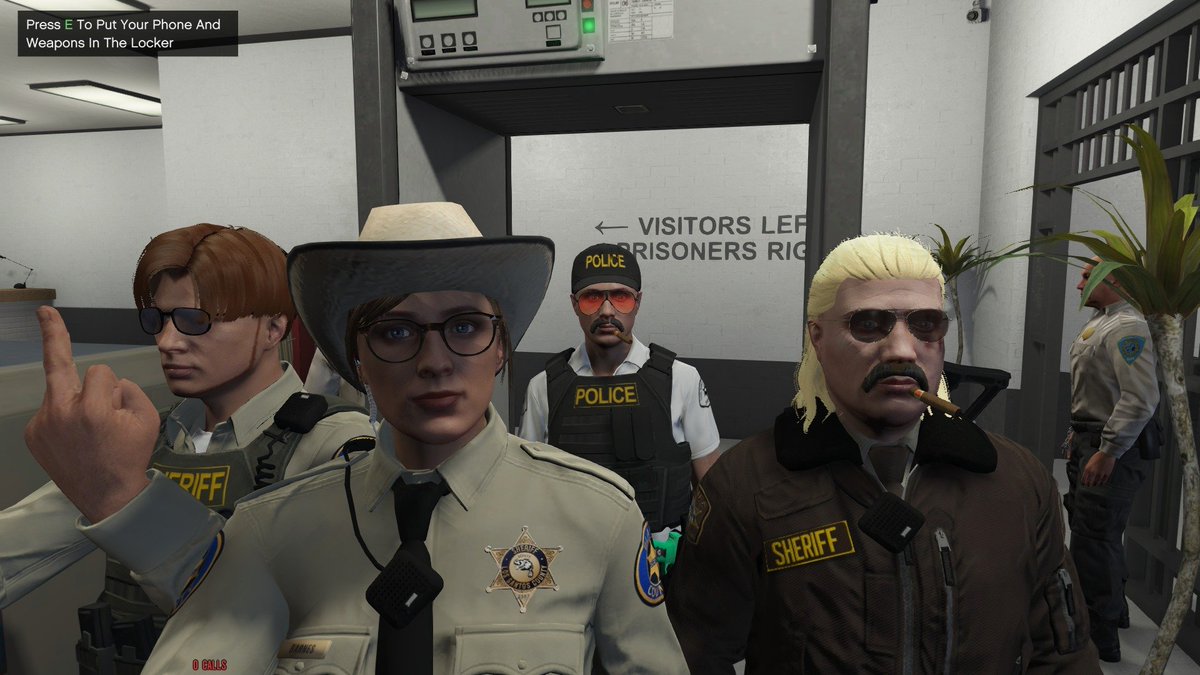 RevivalLifeRP's tweet photo. Prison life ;) Gotta love the phones! #RLRP #revivalliferp #fivem #roleplay https://t.co/SMTAuJJthv