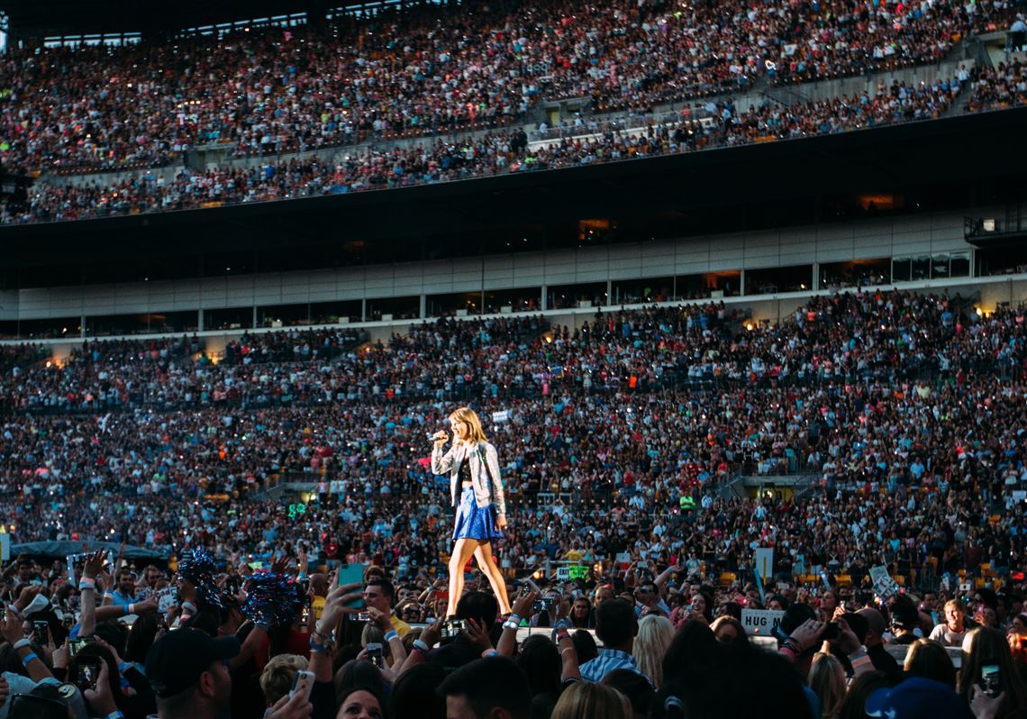 Hace 6 años Taylor Swift se presentaba en Pittsburgh.  #1989WorldTour