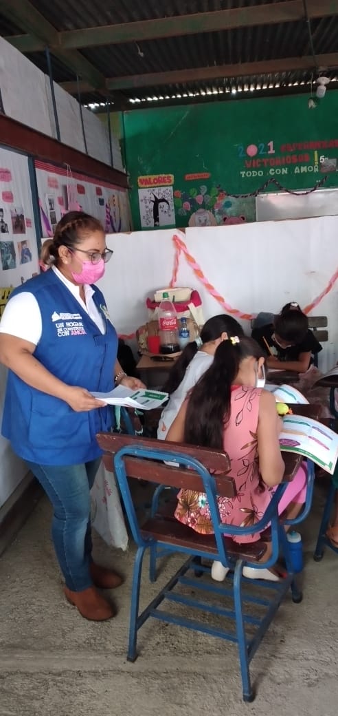 MifamManagua's tweet photo. Managua│ Tipitapa
Ministerio de la Familia #PAMOR desarrolla Encuentro de Atención a Niños Niñas Metodología “ABRIENDO CAMINOS DE TERNURA Y PROTECCION” conjunto con World Visión, compartiendo Tema Prevengo la trata de personas. 🙂
#DiaDelNiño
#AmorAlaFamilia https://t.co/rIaZUQM1cI