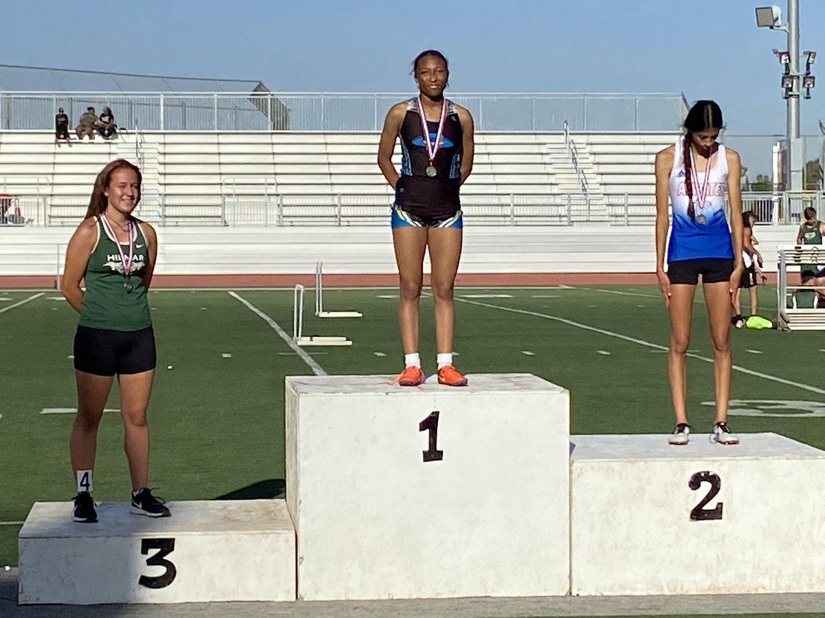 Your Junior Varsity Girls CCC 800m Champion Shelby Shelton! <a href="/ElCapAthletics/">ECHS Athletics</a> <a href="/ecgauchos/">El Capitan HS 🤠</a> <a href="/GauchoNetwork/">Gaucho Network</a>