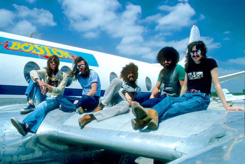 Boston feeling more. Группа Boston. Boston Rock Band. Группа Boston 1976 года. Группа Boston фото.