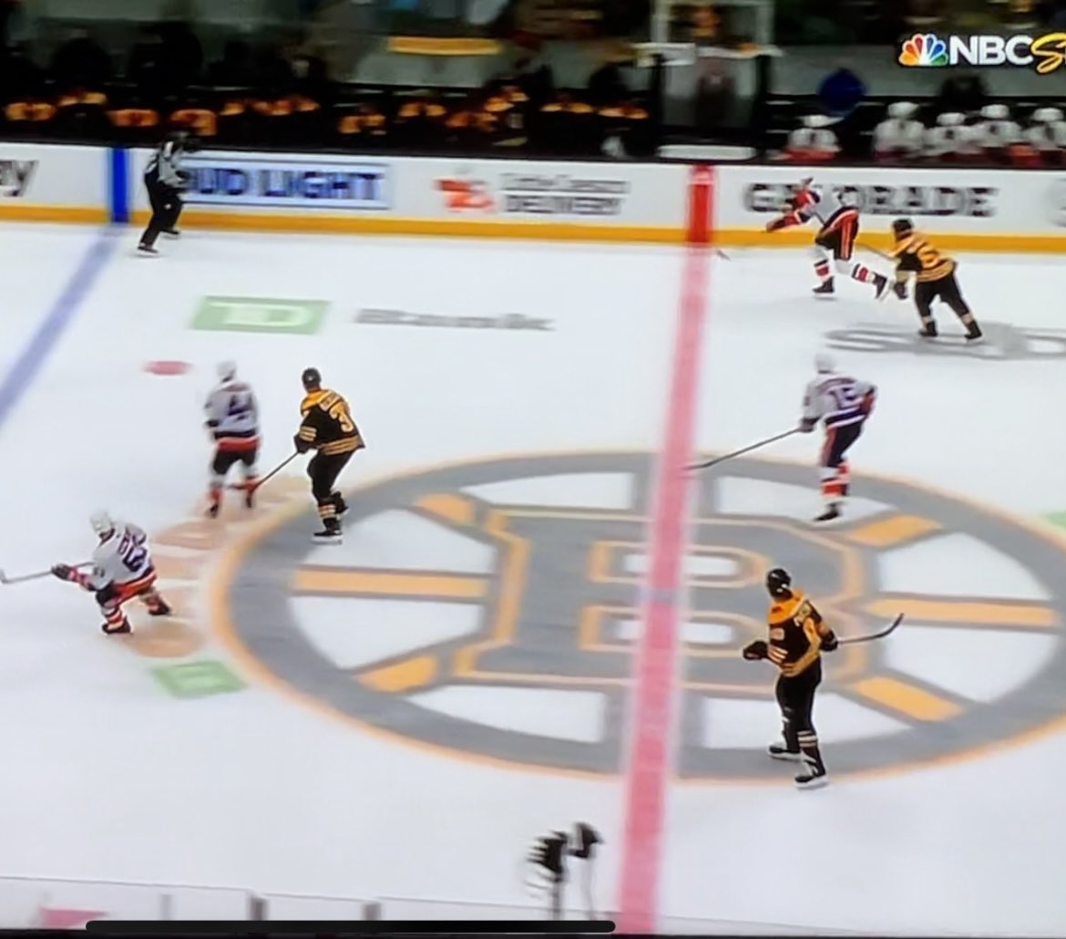 ZataShop_com's tweet photo. This is icing.  The puck is off the stick.  Not called by the linesmen in the 3rd period with less than one minute to play.  The Bruins lost 5-4.  Think they would have liked a face off in the Islanders end?
@NHLBruins @NHL @nhlplayoff #bostonbruins #NHLPlayoffs2021 https://t.co/oeQtq9vKh1