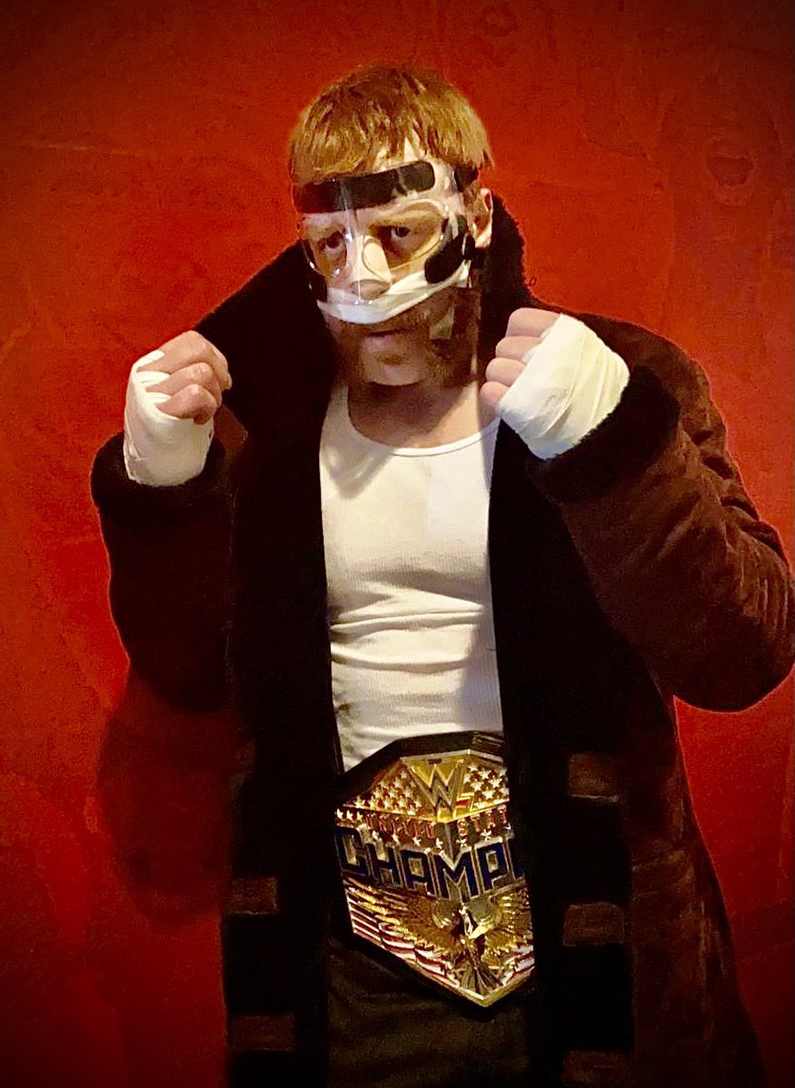 SFarrellyPro's tweet photo. ..the face of @wwe... ruined. #unitedstateschampion https://t.co/AkwJFPczDF