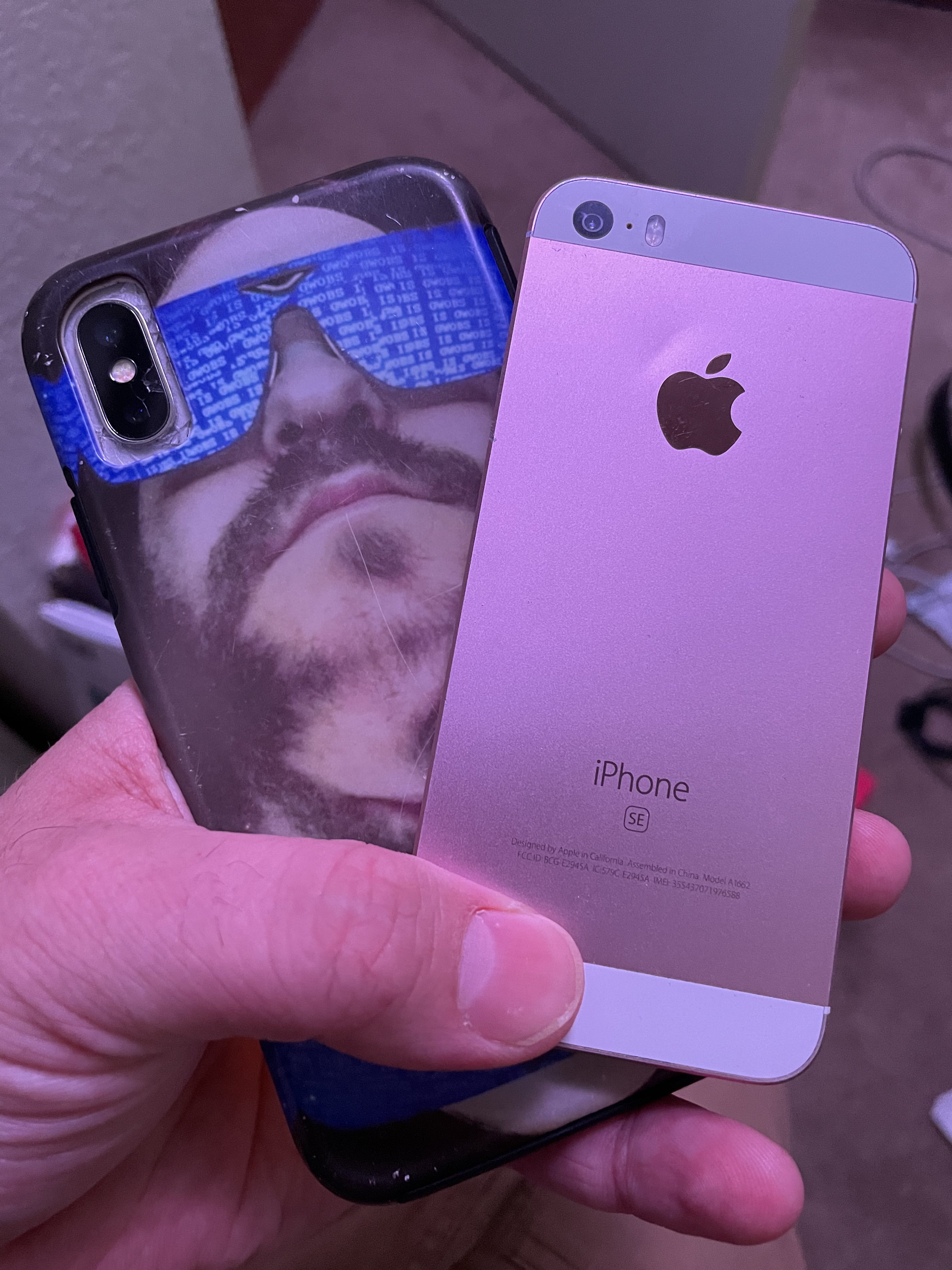 Robbie Gwobs Benson For The Last Month And A Half I Ve Been Using My Iphone Se S Data Plan To Provide A Hotspot For My Iphone X You Could Say
