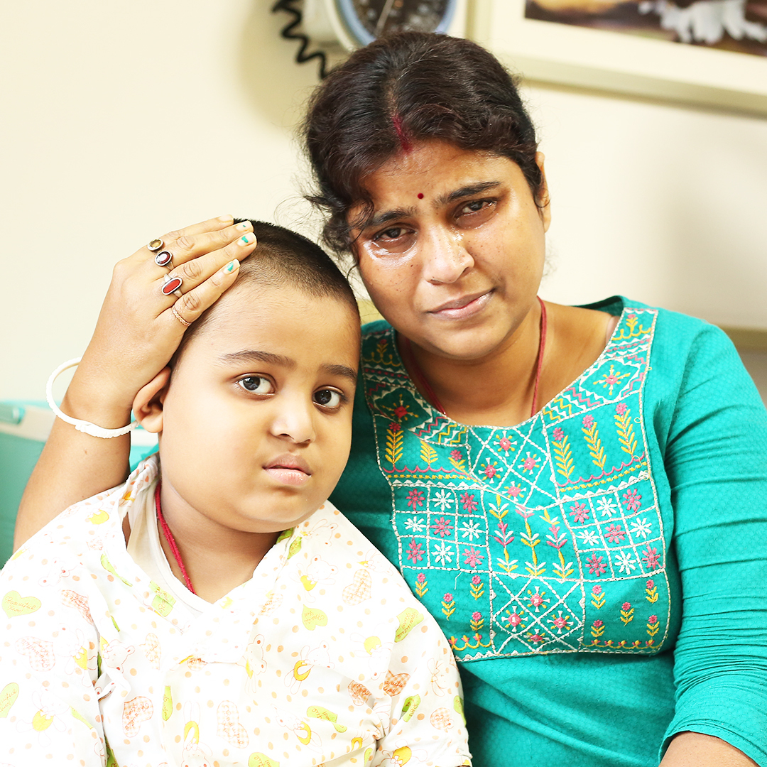ketto's tweet photo. "My 7-yo son is dying from cancer. He suffers from unbearable back pain &amp; cannot sit up for a long time. Don't let this disease snatch away my only child."

Please help: https://t.co/m7umIsEsd0 https://t.co/Bg5Khox03h