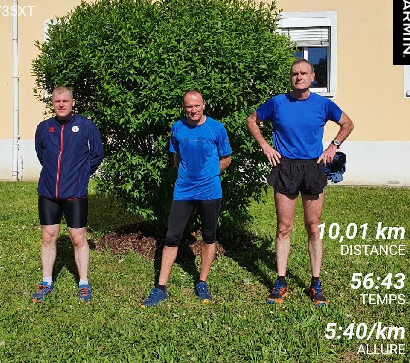 DFBrigade's tweet photo. 30 km de plus sous le soleil de #Muellheim #PourNosBlesses #CohesionDefense #EMBFA https://t.co/J6AQ6zjfUf