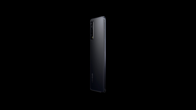 IqooInd's tweet photo. iQOO Z3 is sleek with layers and layers of efficiency wrapped in one. ​
Adding another cool feature, iQOO Z3 comes with 5814mm Graphite Heat Sheet.​

#FullyLoaded #iQOOZ3 https://t.co/PbbYvbRj0k