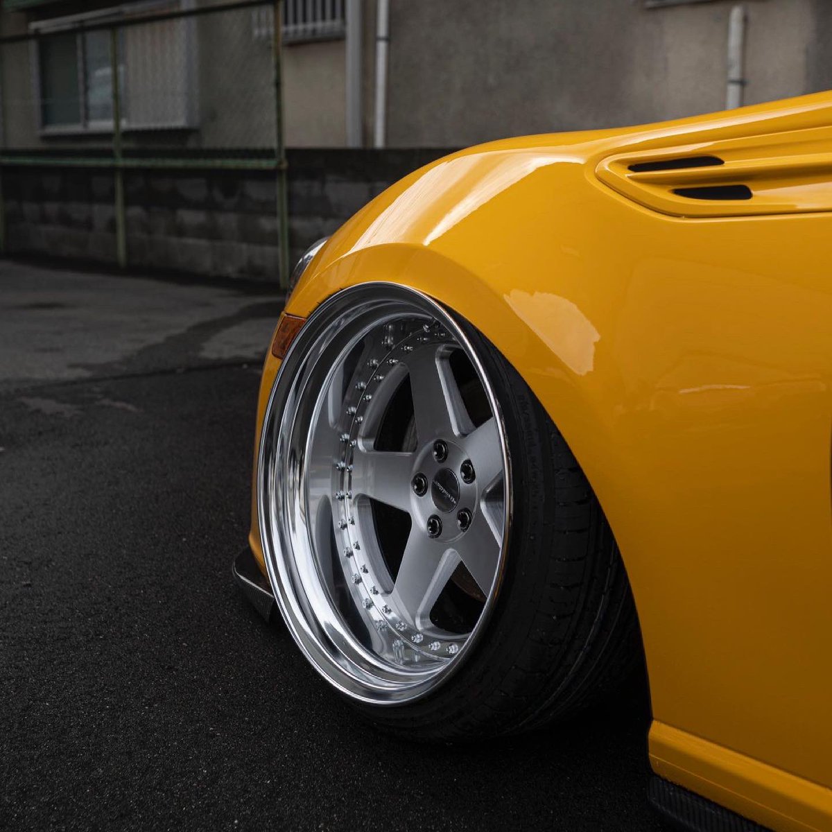 フロントライン EMC FLM12 18インチ フロントライン EMC FLM12 18インチ フロントライン EMC FLM12