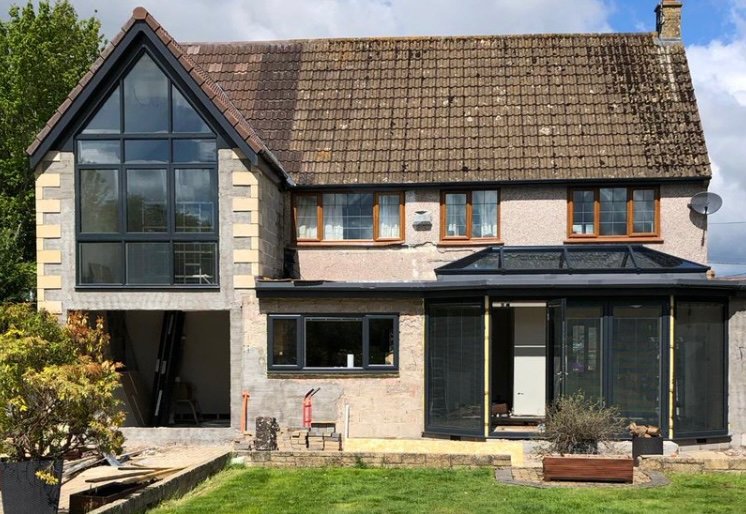 A fantastic roof lantern install by our friends at <a href="/capricorn_cs_/">Capricorn C S</a> 
Designed to be your perfect lantern!
Choose from the following options to get the perfect lantern for your space:
- Contemporary
- Regular
- Circular
- Pyramid