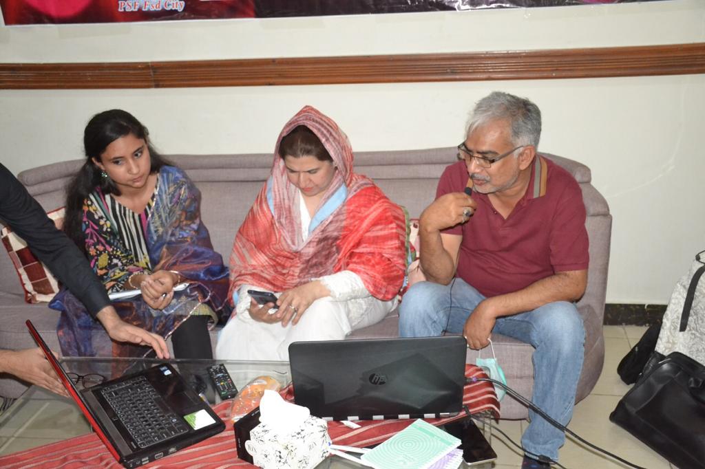 Noor_Un_Nisa's tweet photo. #studentsworkshop Faisalabad
@BBhuttoZardari 
@MediaCellPPP 
@HassanmehmoodCh https://t.co/3WZeveUZ3w