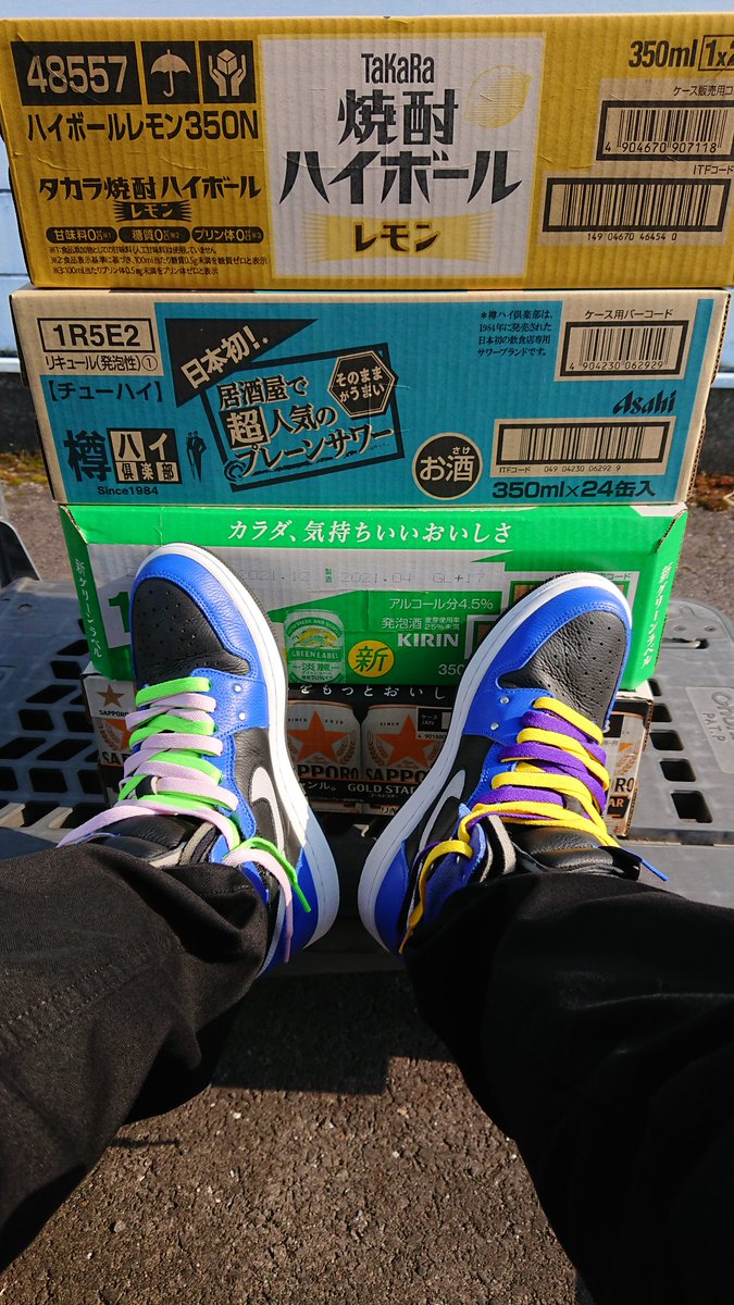 yuda_3RMD's tweet photo. 酒×えーじぇーわんしすたーふっど
#AJ1不人気GP
#焼酎ハイボールのドライなかった悲しい https://t.co/CtzZ68ZTMn