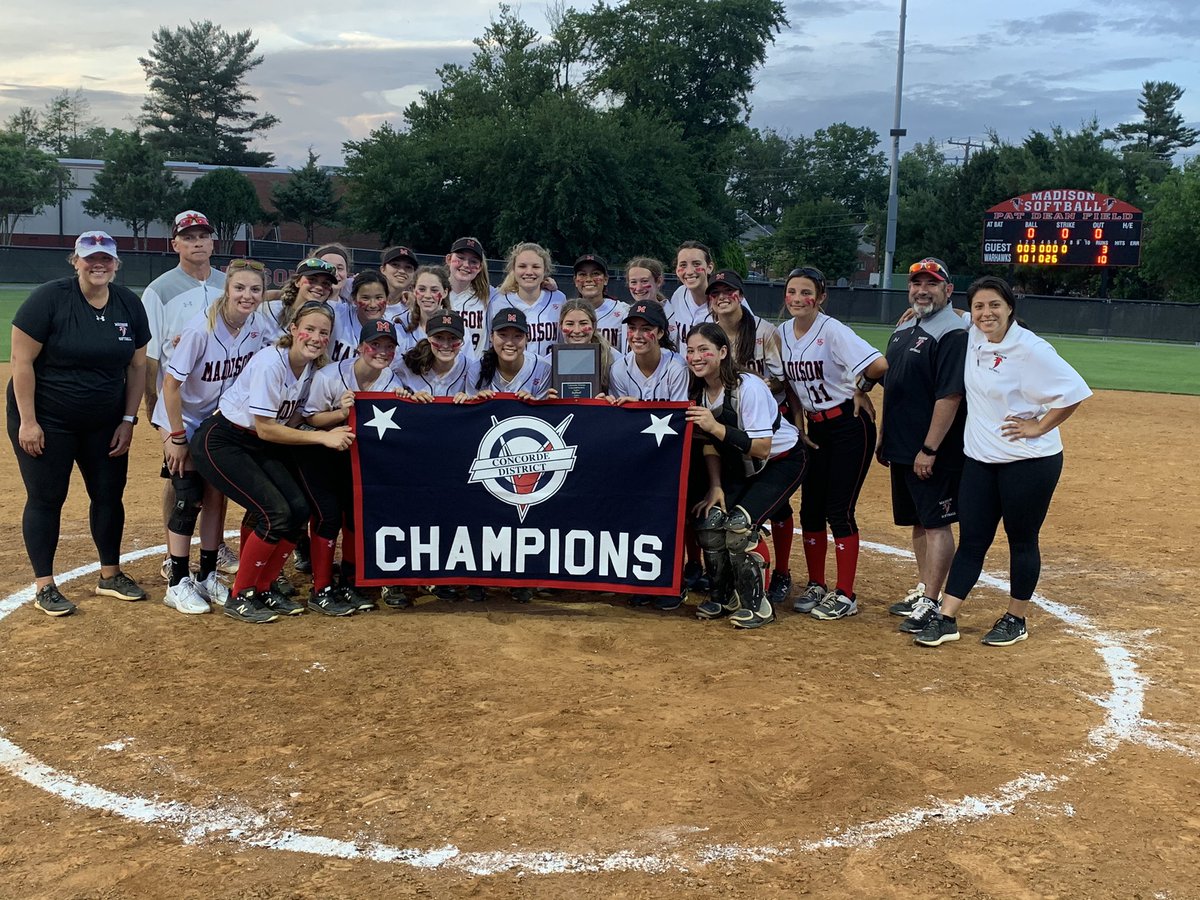 Congrats to MAD baseball ⚾️ and softball 🥎for their district Championships tonight!!! Baseball plays 6/12 and softball 6/14.