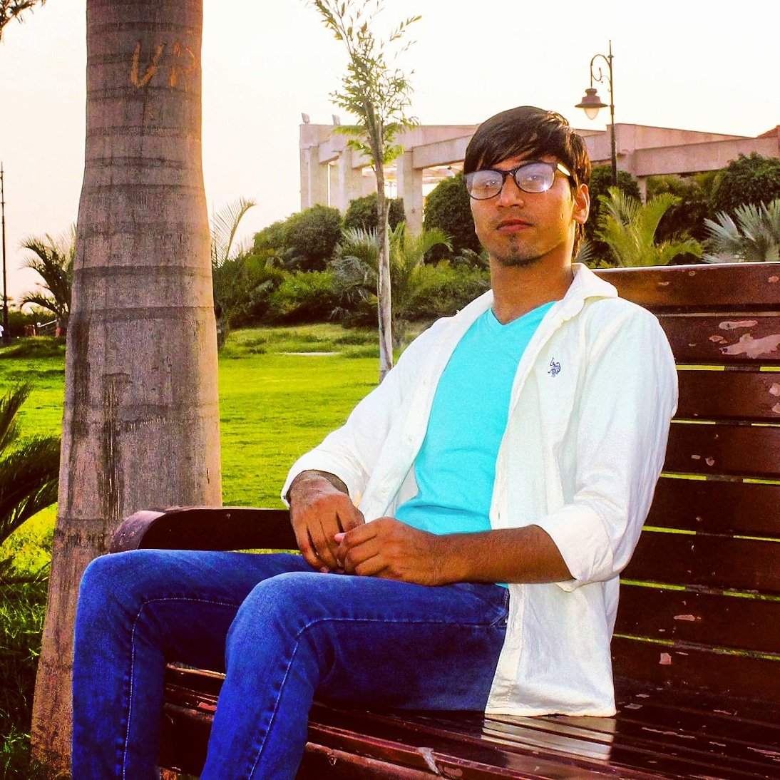 adnanshaikh2015's tweet image. #HAPPYBIRTHDAY 🎂🍰