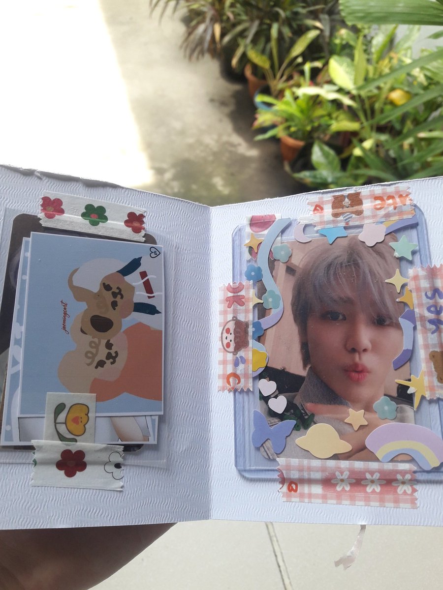 beomhourgyu's tweet photo. hala jaem yeogi nandito na?! hiya naman si mark aircon na ayaw magpapick-up kay j&t 😭 neways, ang pretty ng packaging omg. pero siyempre main highlight si jaem 🤭 thank youu so much for trading with me, i hope mark arrives to you safely at sana sumipot na j&t 🤸🏻♀️ #jaemingproofs https://t.co/C4QMeKuwLL