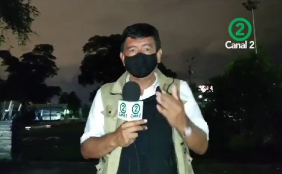 tuiteroocioso's tweet photo. Tu periodista // Mi periodista 
#DonAlbertoEsColombia https://t.co/ZVThpHVWNK