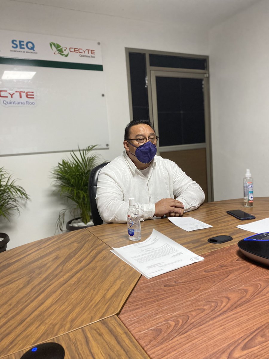 Participa nuestro Director General Carlos Mario Uc Sosa, junto con los directores de Área de administración, académico, planeación y vinculación en la Reunión Nacional de Directoras y Directores Generales e Inauguración del Festival Académico CECyTEs 2021 edición Virtual🧑🏻‍💻