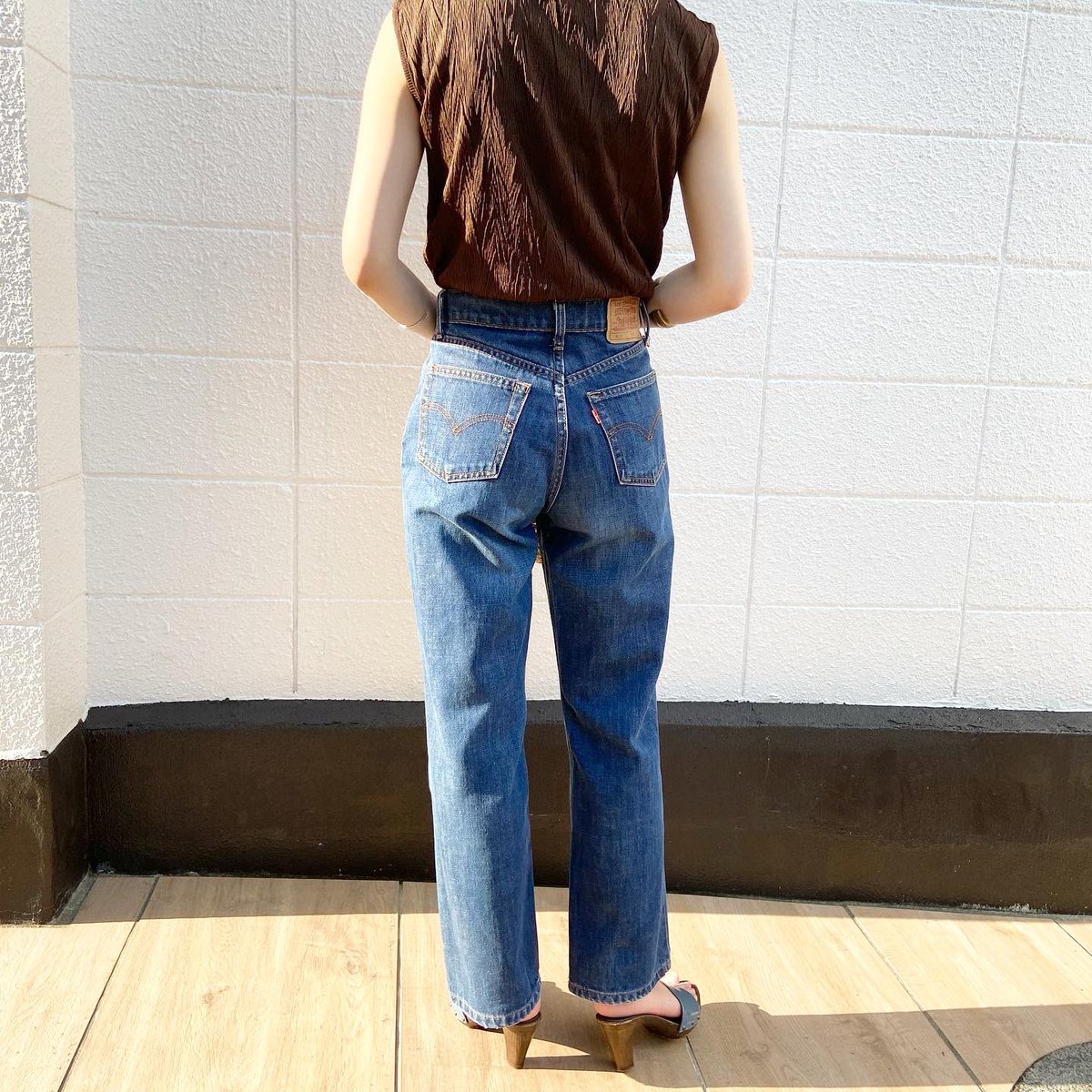 cadoromo's tweet photo. 暑いですねっ☀️皆様水分補給を忘れずに‼︎

・design tank top
・Levi's w519
model:159/s〜m

#かどろも #高円寺かどろも #高円寺 #高円寺古着屋 #古着屋 #セレクト #リメイク #リーバイス #リーバイス519 #cadoromo #koenji #usedclothing #remake #vintage #select #levis #levis519 https://t.co/qw9OH0bN18