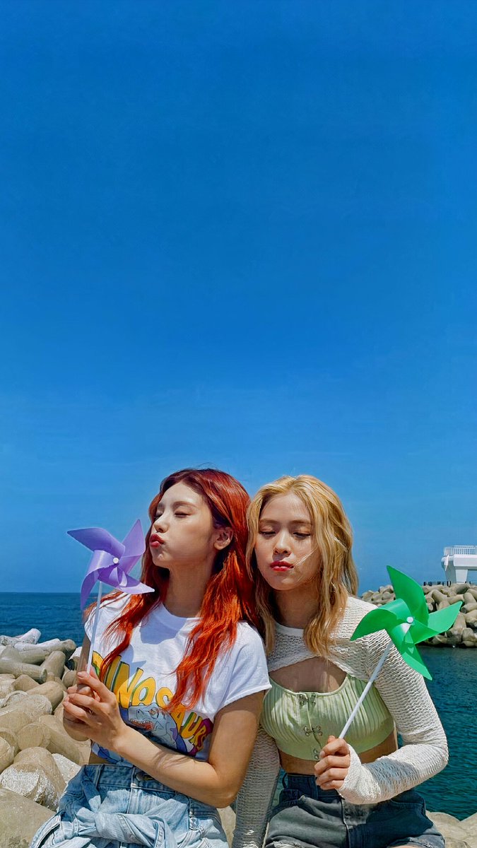 itzscreenlocks's tweet photo. #RYEJI IG update: lockscreen expanded ver. 🌼

[pls like/rt if saving thanks!]

#ITZY @ITZYofficial #YEJI #RYUJIN #ITZYLOCKSCREEN https://t.co/WJ0w9FVB0i