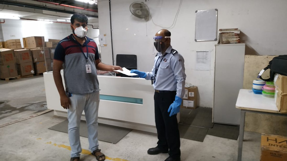 neeltatum's tweet photo. Informatica India team donated oxygen concentrators to 5 private hospitals in Bengaluru recently. @Informatica salutes all health workers fighting for our lives. Thank You! #WEDATA #LifeAtINFA #InformaticaInvolved #CSR #covid19response #oxygenconcentrators #oxygenforindia #Oxygen https://t.co/O2XnoTSQXy