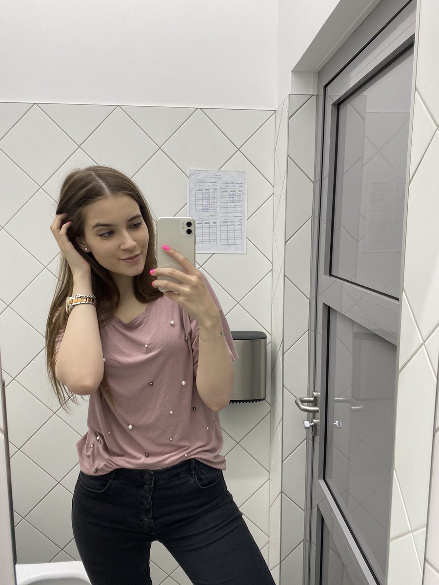 Кажется, я вспомнила, что у меня есть твиттер❤️‍🩹🧸