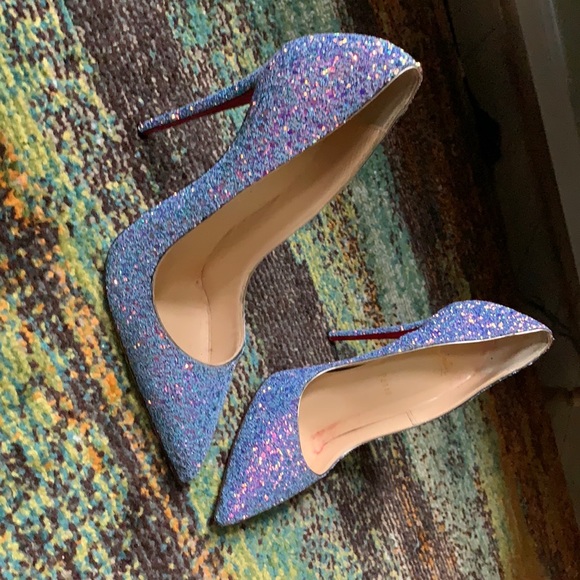 lette_76's tweet image. So good I had to share! Check out all the items I'm loving on @Poshmarkapp #poshmark #fashion #style #shopmycloset #michaelkors #christianlouboutin #jcrew: posh.mk/dWzyuUZCUgb