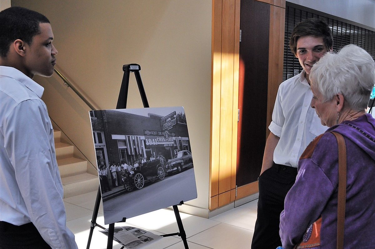 LS_History's tweet image. The LSN High School debate team has been able to learn and share the town's history by interpreting at events for the Historical Society and Preservation Commission. These students are explaining a photo at an Arts &amp;amp; Artifacts Fair. 
#ChildrensEyesMW #MuseumWeek