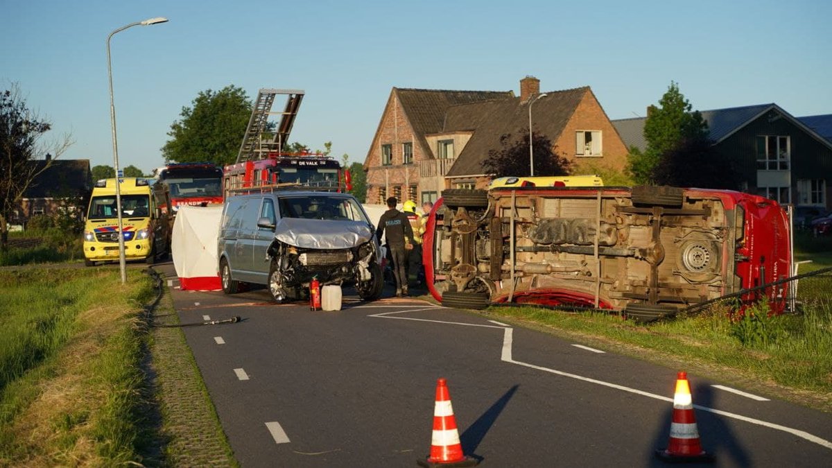 Gewonde bij ernstig ongeval op kruising in Kootwijkerbroek..