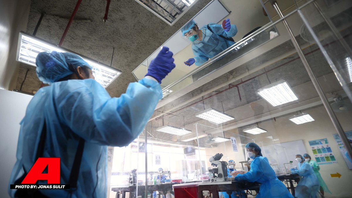 AbanteNews's tweet image. Nag-umpisa nang mag-face to face class ang nasa 48 MedTech students ng National University sa Sampaloc, Maynila ngayong araw kung saan kailangan gumamit ng laboratory at equipment.

#FaceToFaceClass
#TunayNaTabloidista
#AbanteNews