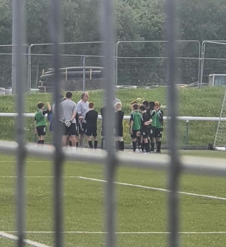Just seen this on fb MB taking a under 11 training session on a Monday night out of season …. I couldn’t write the words to express how grateful I am he manages lufc 💛