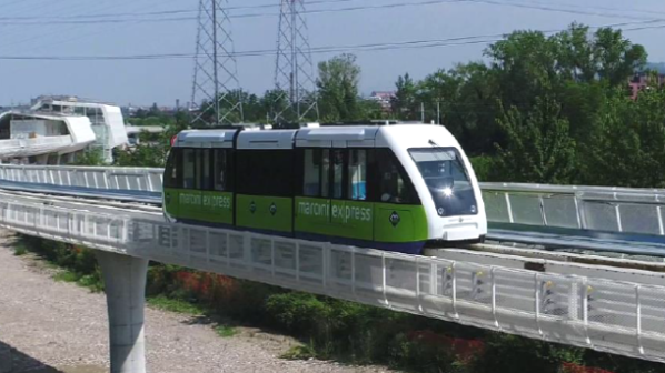 SaveATrain's tweet photo. Mini real train - https://t.co/NJeUtcOKHi #bologna #marconiairport #peoplemover #overrail #overtrain #lightrail #airporttrain #lazzaretto https://t.co/YU5Ykyu9cD