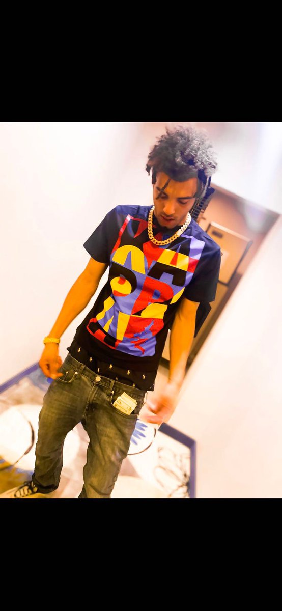 offical1KTez's tweet photo. https://t.co/B8erXSlFMX