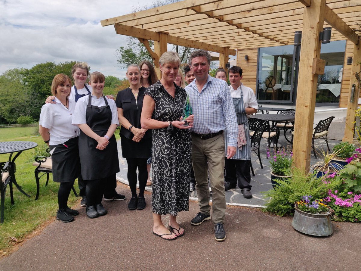 Was lovely presenting the team at @Hornofplenty1 with their well deserved #SmallHotel trophy yesterday - #Congratulations @ClockworkM @qualitytourism @SouthWestWater