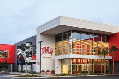 Riley Banks tweet media