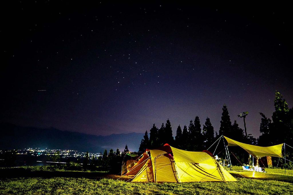 LPUIASKEISUKE's tweet photo. #snowpeak #entrypacktt #camp #キャンプ #starrysky #leica #leicaworld #leicaphotography #leicaq #leicatrip #leicacamera #sonya7iii #sony #sonyalpha #sel24f14gm #星空 #星空撮影 #五日町スキー場 #五日町 https://t.co/x4uNzJCQ3e