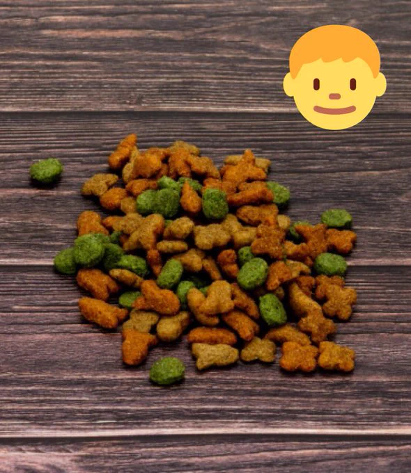 猫は色盲のため？カラフルなキャットフードじゃないほうがいい！