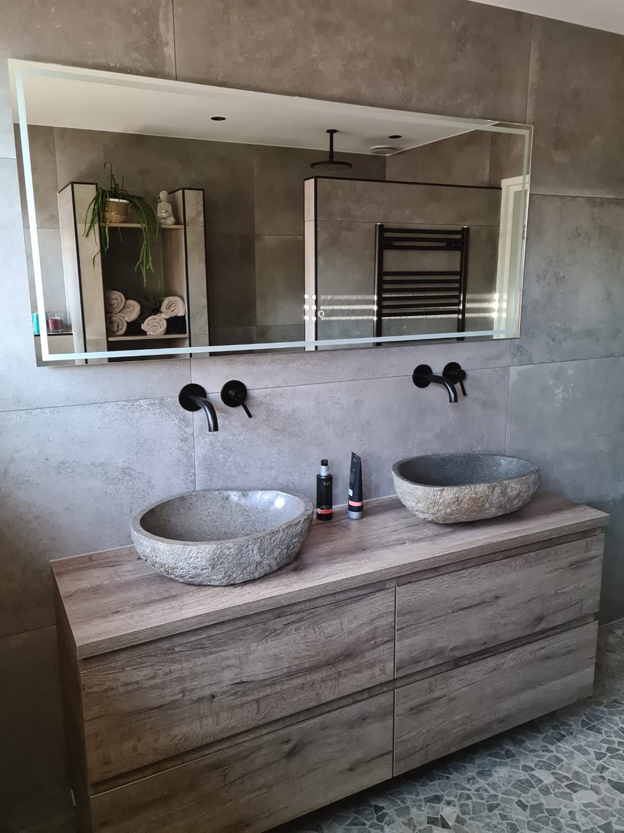 Prachtige badkamer, zeer sfeervol geworden!