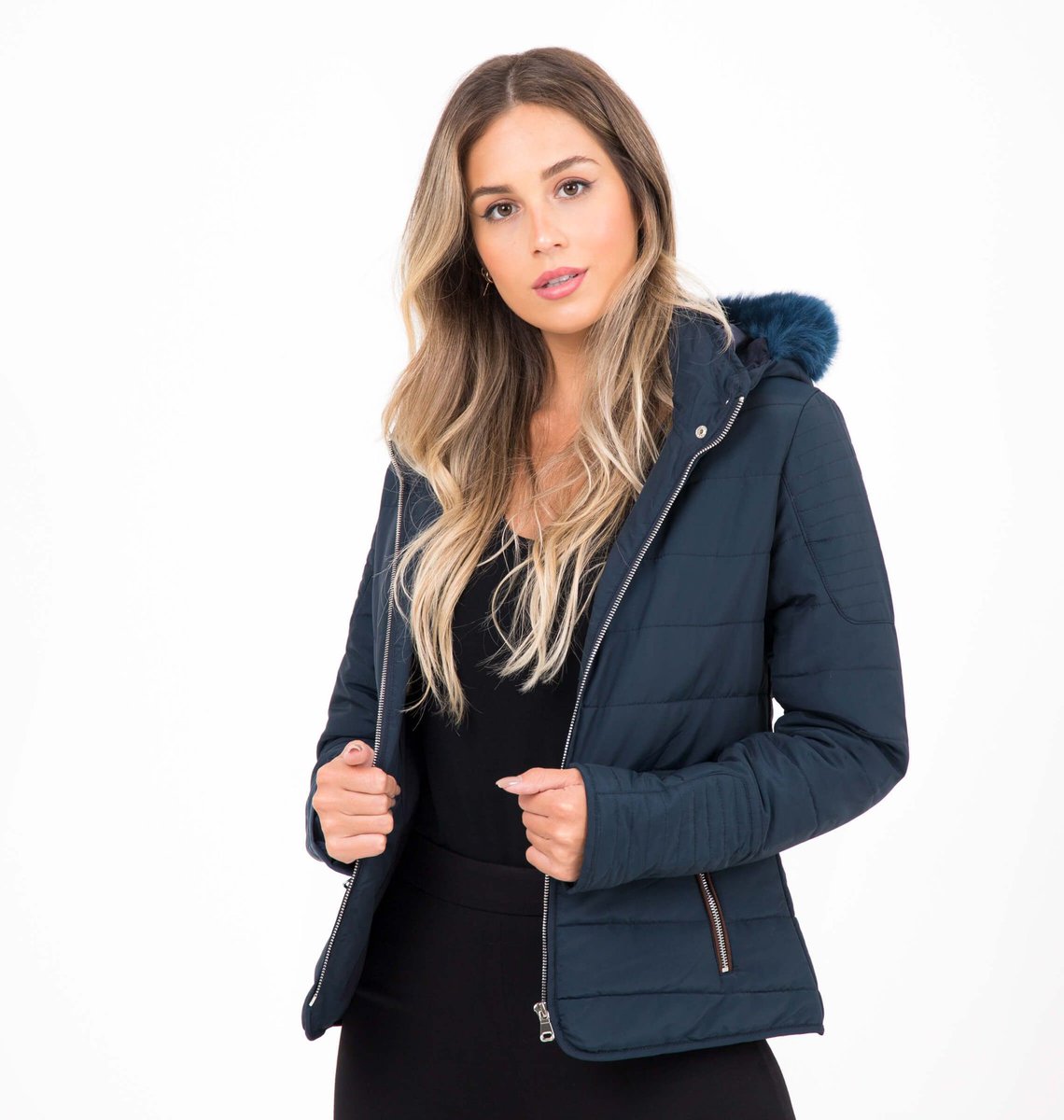 DMarjek's tweet photo. Jaqueta Puffer Capuz Removível

De: R$ 250,00

Por: R$ 189,90

Em até 12x 15,83 Sem Juros 💳

🏪 Qual é a loja?  #Yeesco

 🛒LINK DE COMPRA : https://t.co/hdYWKmLqog

#jaquetacapuz #Bomdia https://t.co/FHnfNpTkVQ