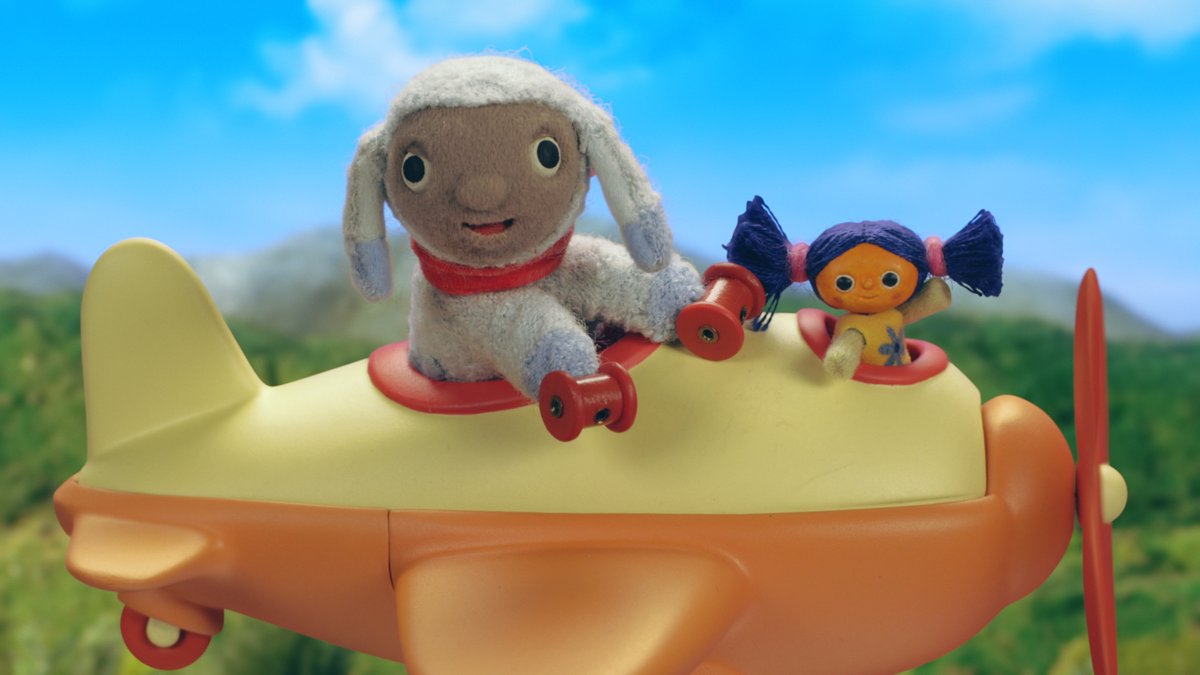 Happy Best Friends Day! 
How are you planning on celebrating with your best friends?❤️