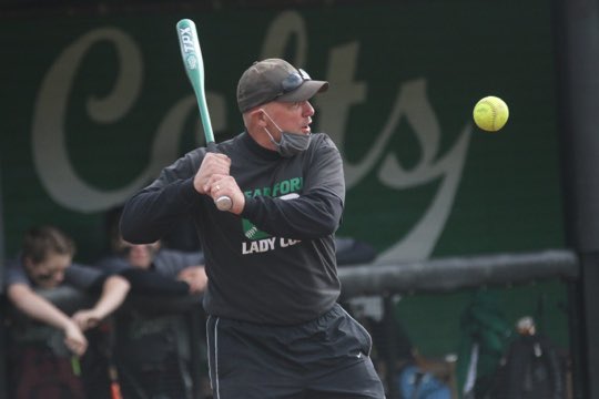 JakeFurr11's tweet photo. BREAKING: Clear Fork head softball coach Jeff Gottfried announced he will be stepping down. Gottfried steps away after 21 years where he went 448-139 with 11 league, 19 sectional, five district and three regional championships. One heck of a career, Gotti! It was an honor! https://t.co/JbMx6WzvwY