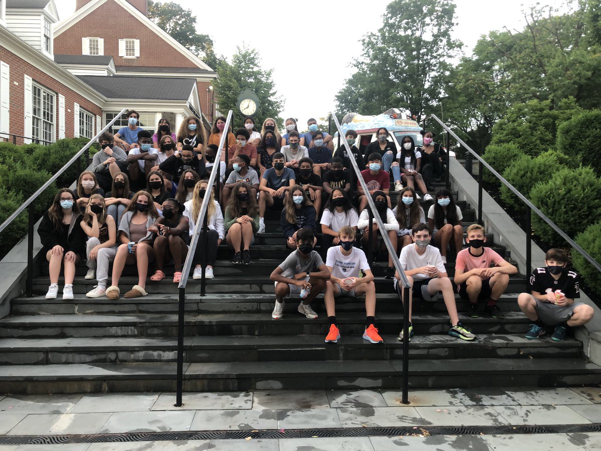 wmstribling's tweet image. Big shout out to the 8th grade who have had an unusual two years. Fun to celebrate a great group! They’ll do big things in Upper School. Thanks to @EMooreMath for the great photos! @mfsfox