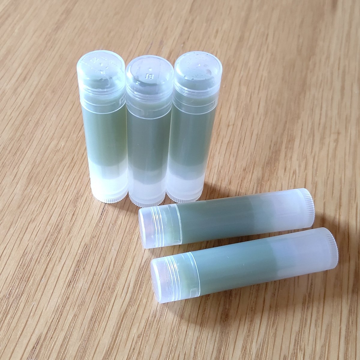 手作りリップクリーム