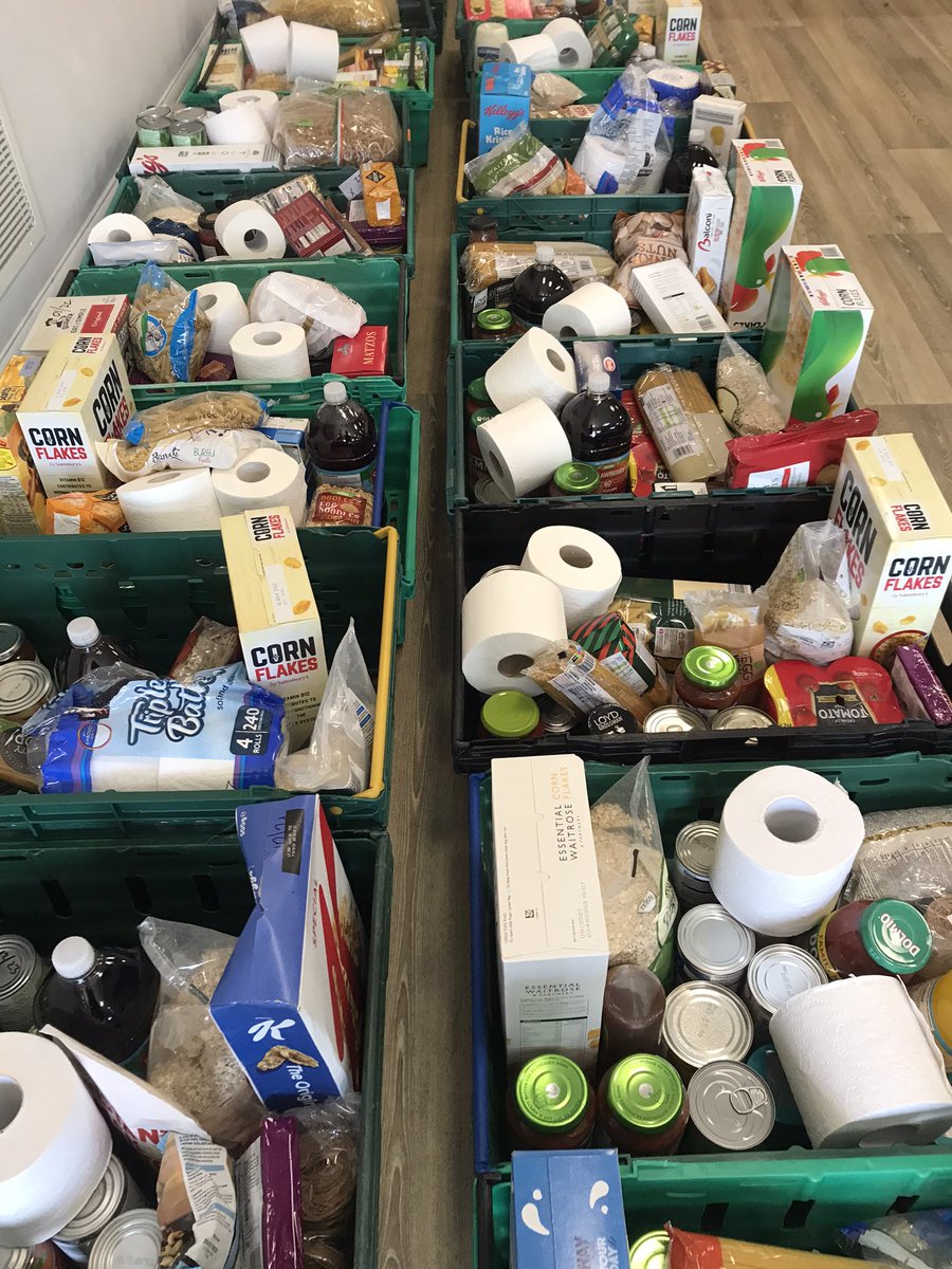 sarahcreates's tweet image. I spend the morning visiting @ColindaleFB to see how the @TrussellTrust operation runs.  

A super great team of volunteers and a very slick system! 

Lots of ideas to take back to the foodbank/ foodhub I run at @ChildsHillFood1 &amp;amp; @KentishTownCC