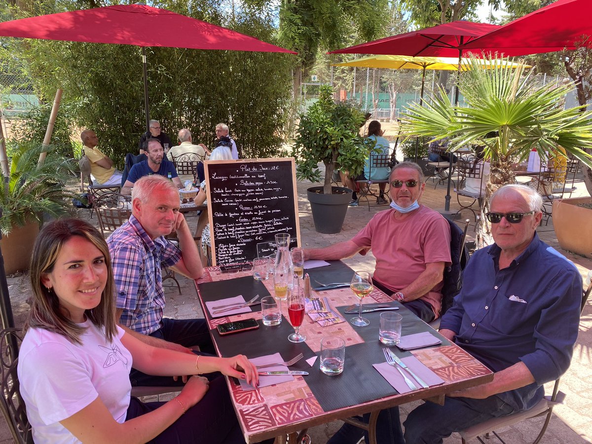 Rencontre imprévue avec mes amis <a href="/sautortorici/">Sauveur Tortorici</a> @Palmyrepham <a href="/patrickrivas79/">Rivas patrick</a> #restaurant du #tennisclub #PierreRouge !! Un déjeuner et des projets plein la tête au service des citoyens du #3emcanton je les félicite pour tout leur travail et leur souhaite réussite pour le quartier