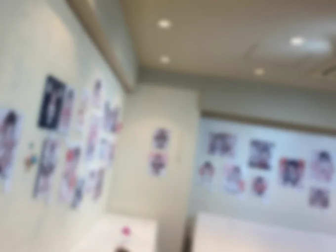 明日から始まる個展の搬入してきました

本当に搬入の時点で感動しちゃいました!!!!!
だんでさん(@hero_shadowbox )の素敵なシャドーボックスも最高です…
だんでさんの感想ノート&amp;花巻ノートがあるのでお越しの際は是非…!! 