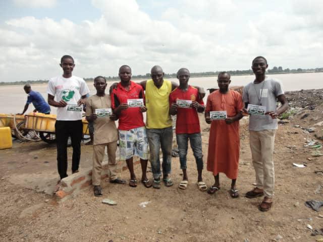 DevTrainNg's tweet photo. Yesterday, the @DevTrainNg embarked on her #TreePlanting exercise at Jibata community Makurdi to mark the #WorldEnvironmentDay
A total of 112 seedlings comprising of (25 Tamarindus indica &amp; 87 Khaya senegalesis) was planted &amp; distributed to community members for off site planting https://t.co/XnbiwyhXzD