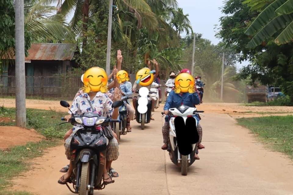 cuttiewinnie85's tweet photo. "Never Cool Down" #HomeMaLin Motorcycle Strike onJune 8.
#WhatsHappeningInMyanmar
#June8Coup https://t.co/yLSvjhzouG