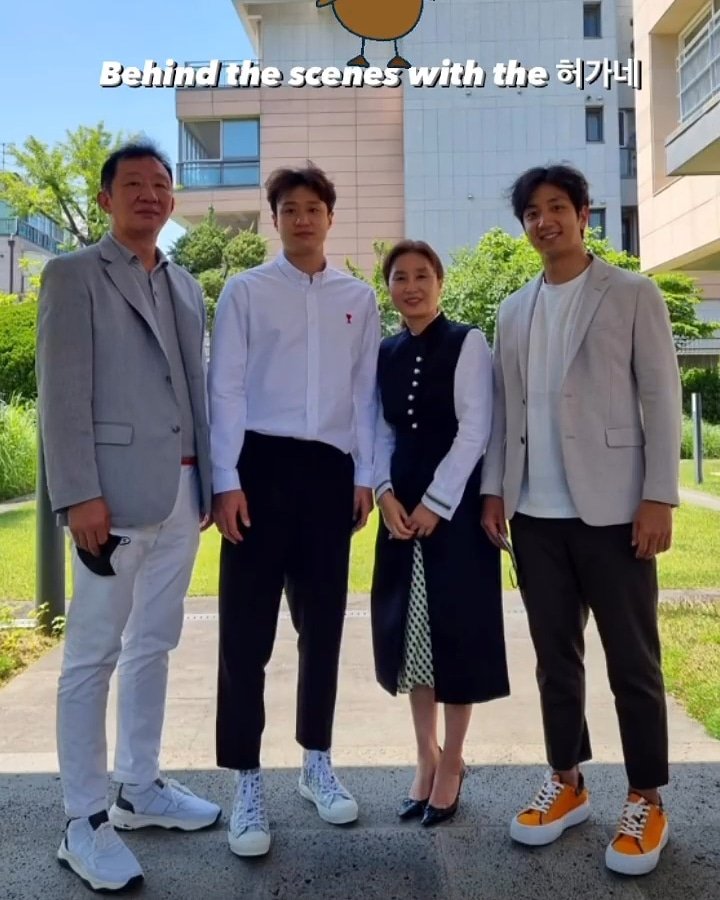 cheever_0203's tweet photo. @nzinkorea insta story😍 #허훈 #허웅
#허재 #코삼부자 #heofam #favefam #kosambuja https://t.co/xRhSVcWBnP