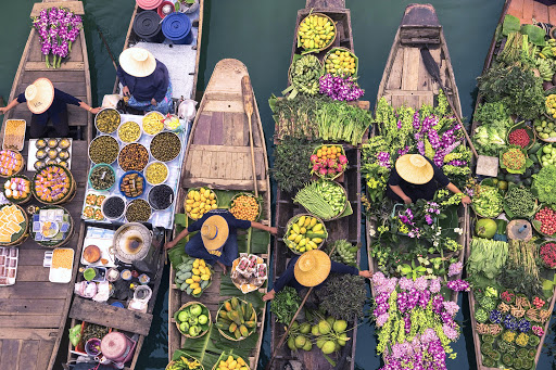 A crisis within a crisis – This survey from the Food Foundation shows the impact of COVID-19 on household food security and food accessibility. Learn more - bit.ly/3vBtJTE #Covid19FoodFuture <a href="/JohnAgboola_/">John Agboola O</a> #Foodsecurity 

📷- FAO